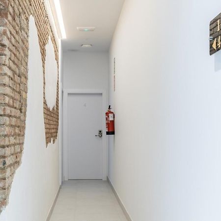 Comfortable Room Close To City Centre Valensiya Dış mekan fotoğraf