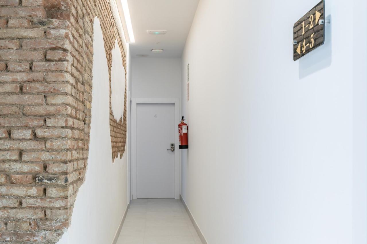 Comfortable Room Close To City Centre Valensiya Dış mekan fotoğraf